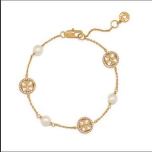 NWOT Tory Burch Delicate Logo Bracelet